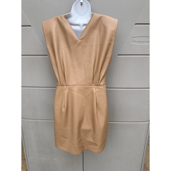 ZARA Faux Leather Shoulder Pads Sleeveles Tan Mini Dress Sz L Bloggers Favorite - Picture 8 of 16